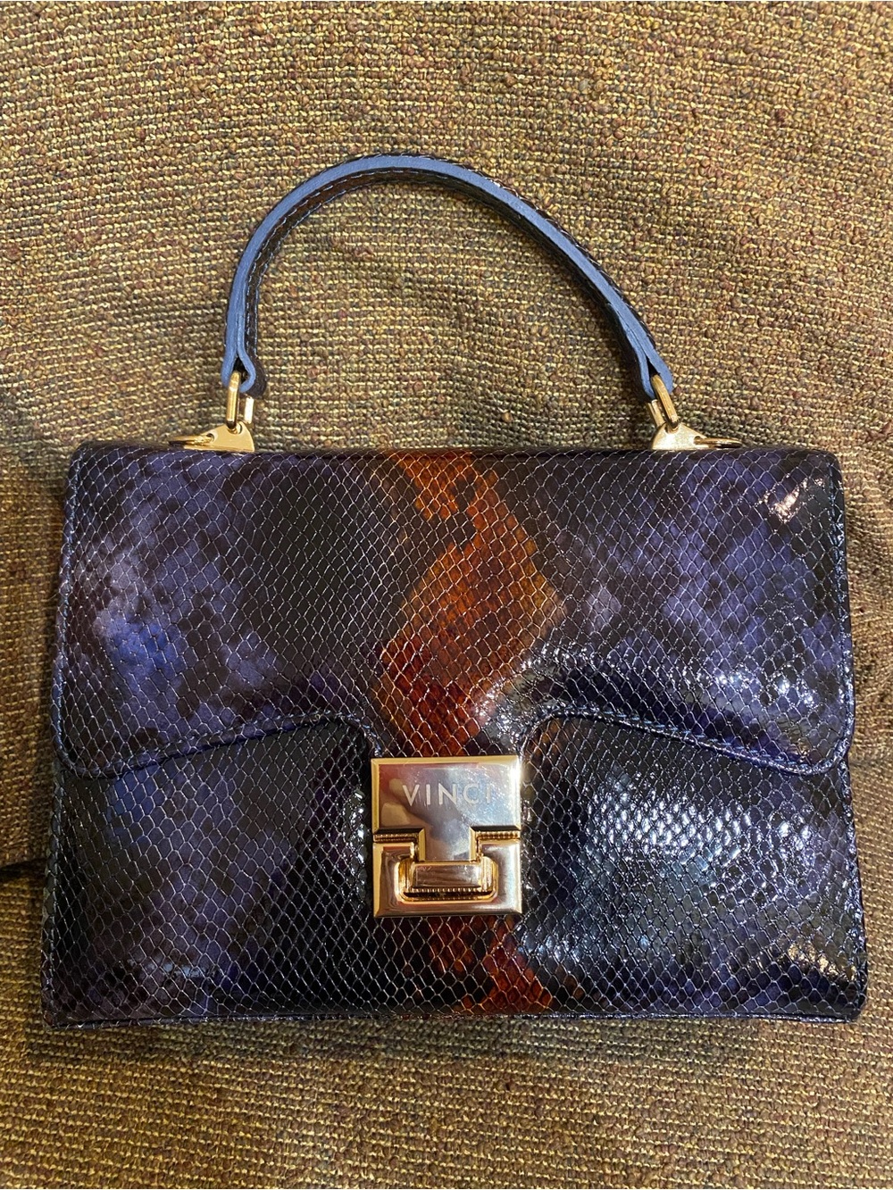 Vinci Venezia navy leather handbag. Snakeskin pattern. STUNNING!!!